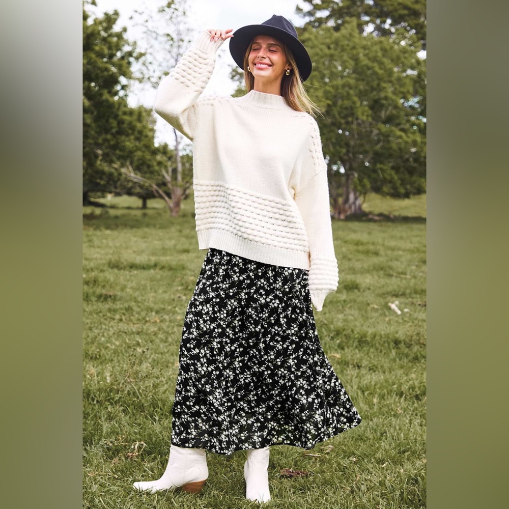 DAZY Medium Black Ditsy Midi Skirt